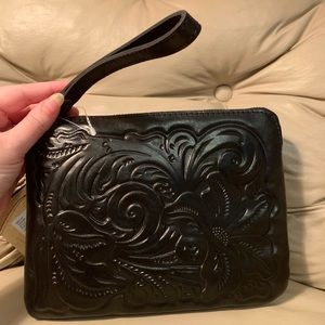 NWT Patricia Nash leather wristlet!